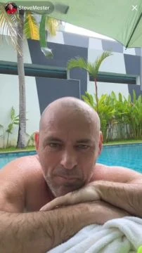 video_keeper_stevemester-thailand__@     #stevemester #basszadbeforyouba #kamumester #koldus #bohóc #thailand #tatabánya #lédiboj #táplálkozásmentor #kamuszerzetes #szélhámos #tra...